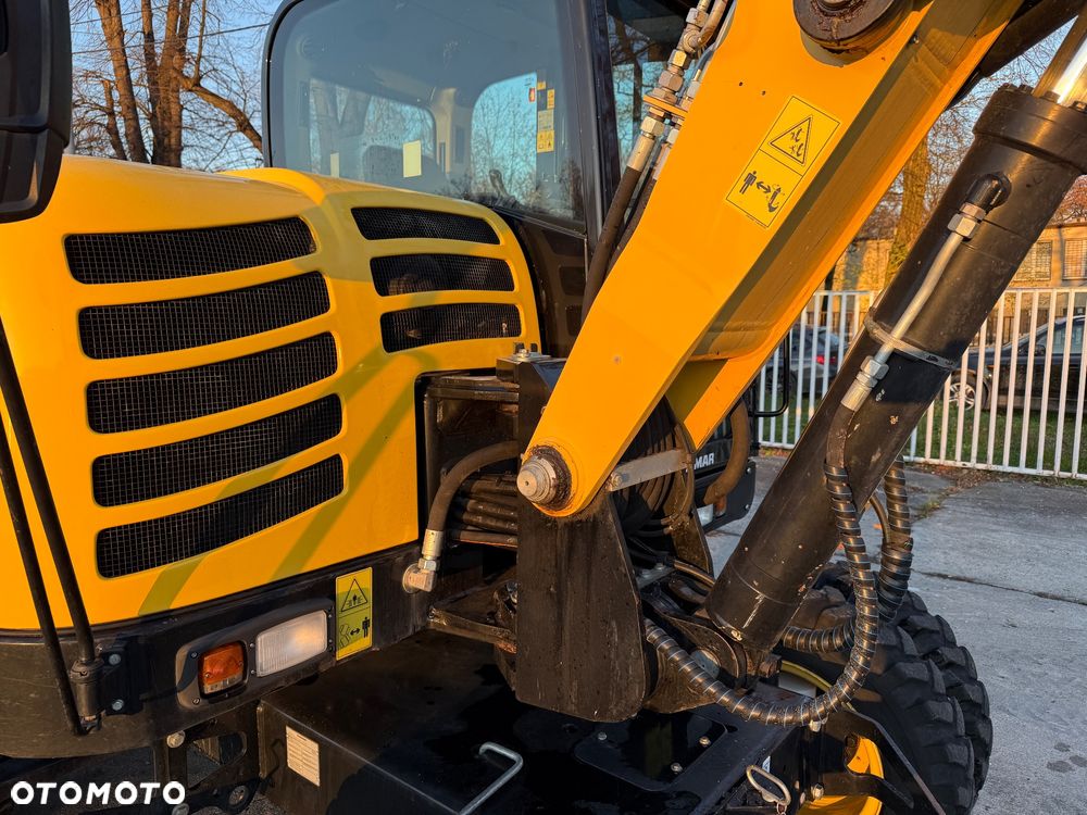 Yanmar Koparka kołowa B95W - 12
