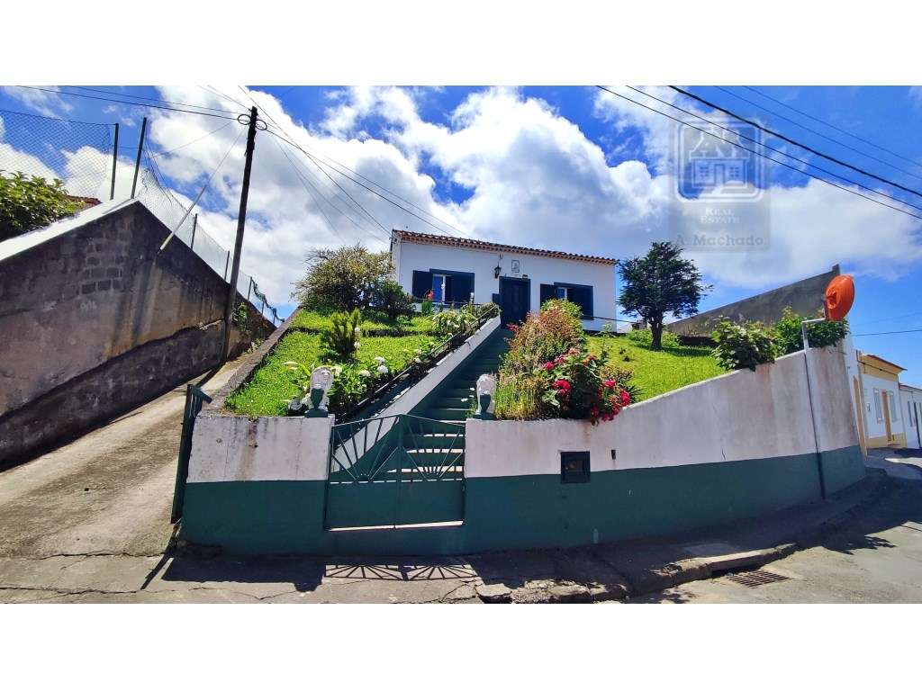 VENDA de CASA - MORADIA com Jardim, Entrada Lateral e Quintal - Fen... - Grande imagem: 4/38