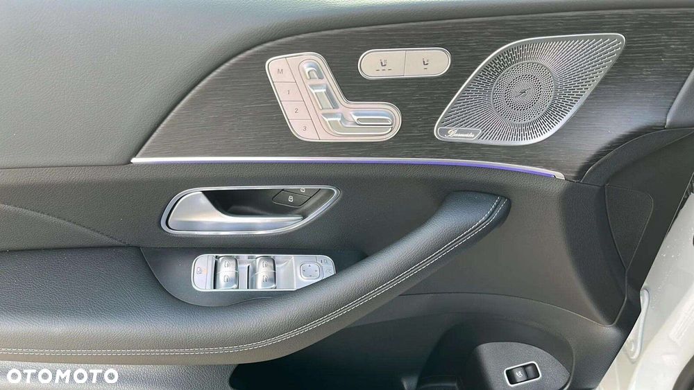 Mercedes-Benz GLE - 12