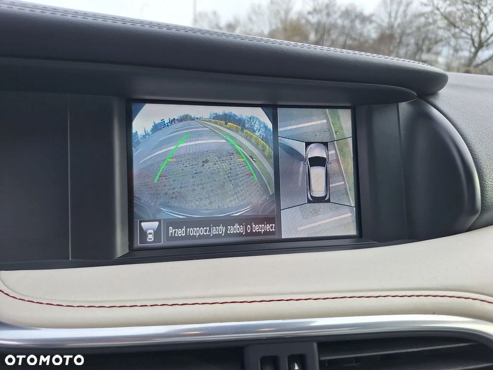 Infiniti Q30 1.6t Premium 7DCT - 29