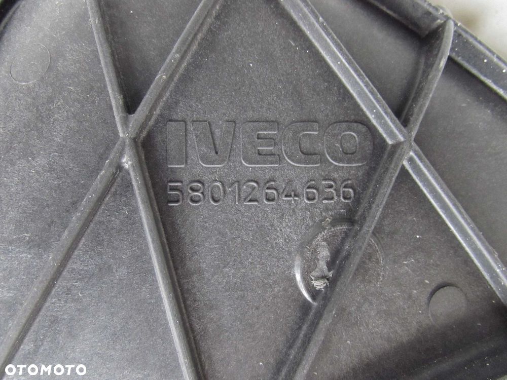 IVECO DAILY IV LIFT 11-19 2.3 3.0 CHLODNICE OBUDOWA WODY INTERCOOLER 5801264636 5801526777 - 8