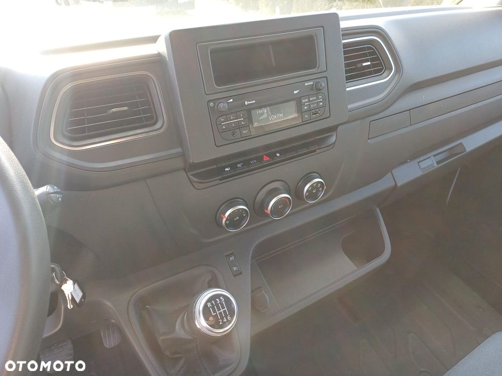 Renault Renault Master IV 10PALET Kabina MAXI-XXL 2021r - 11