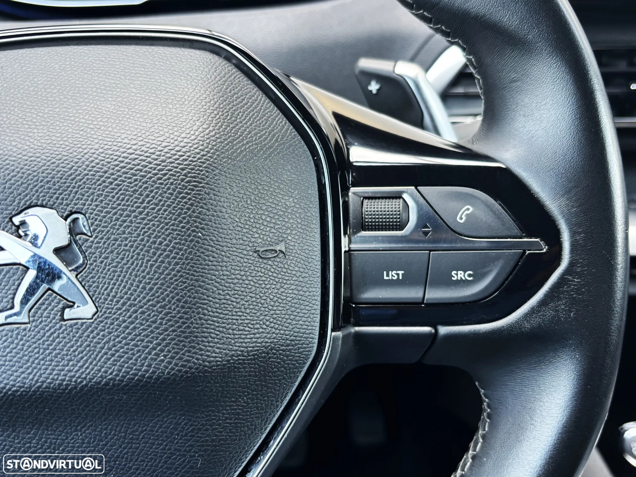 Peugeot 5008 1.5 BlueHDi Allure Pack EAT8 - 24