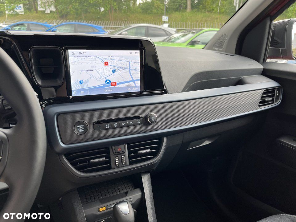 Ford Tourneo Courier - 16