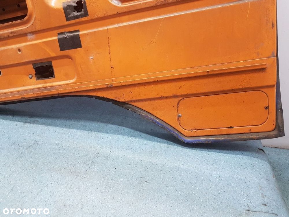 MERCEDES BENZ DAIMLER LP 813 DRZWI PRZÓD PRAWE - 12