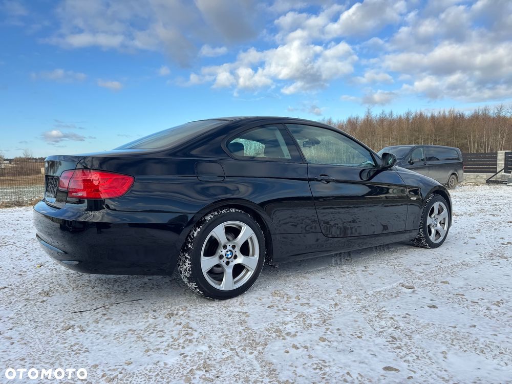 BMW Seria 3 320i M Sport Edition - 4