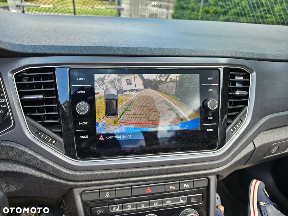 Volkswagen T-Roc - 36