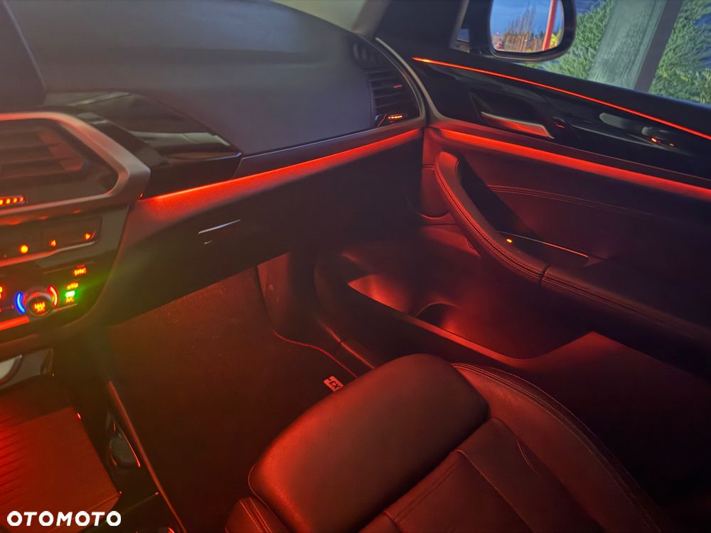 BMW X3 xDrive20d - 39