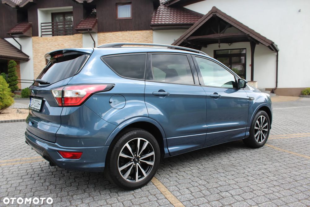 Ford Kuga 1.5 EcoBoost 2x4 ST-Line - 8