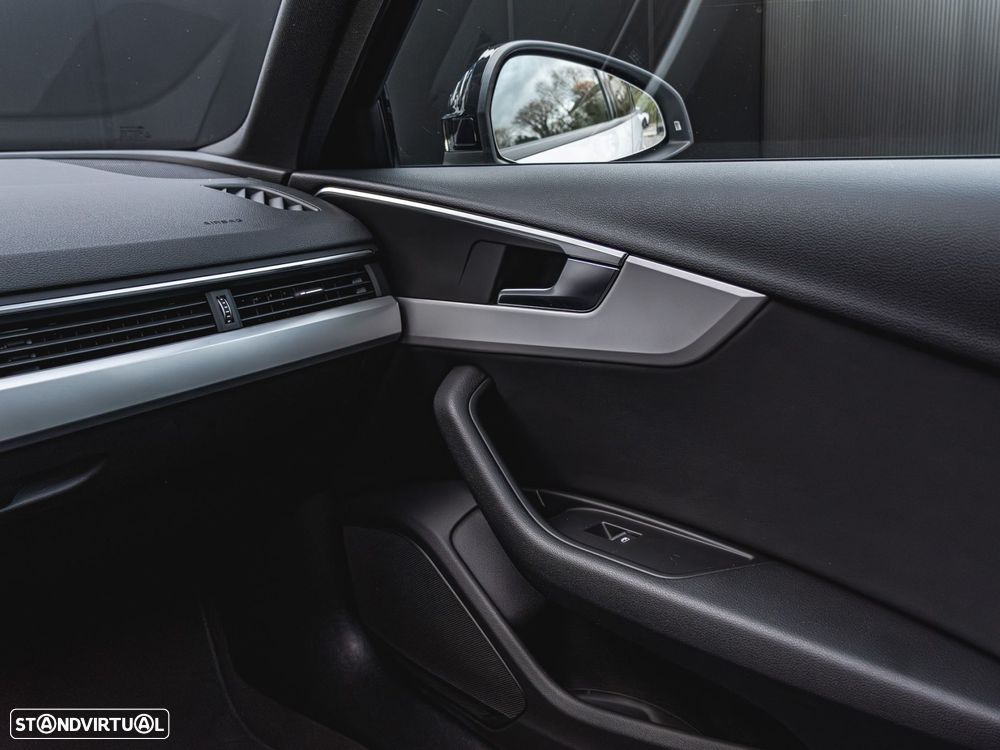 Audi A4 2.0 TDI S-line S tronic - 22