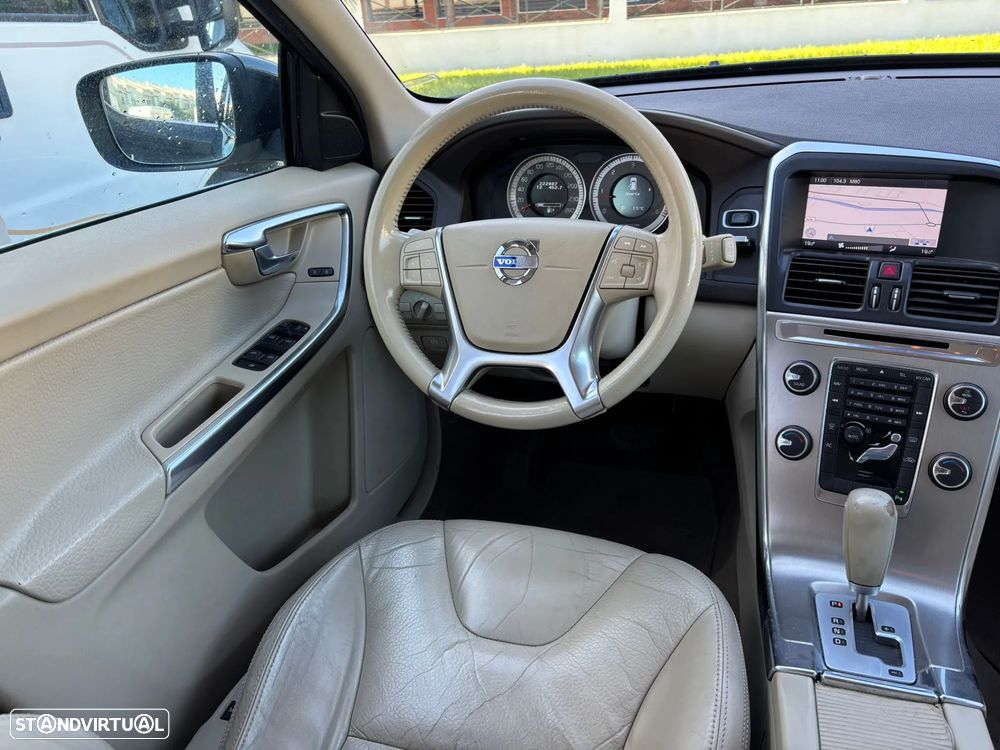 Volvo XC 60 2.0 D3 R-Design Geartronic - 29