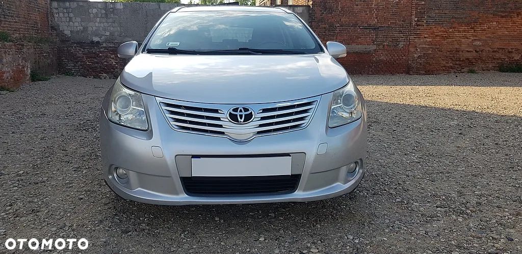 Toyota Avensis 2.0 D-4D Combi Executive - 2