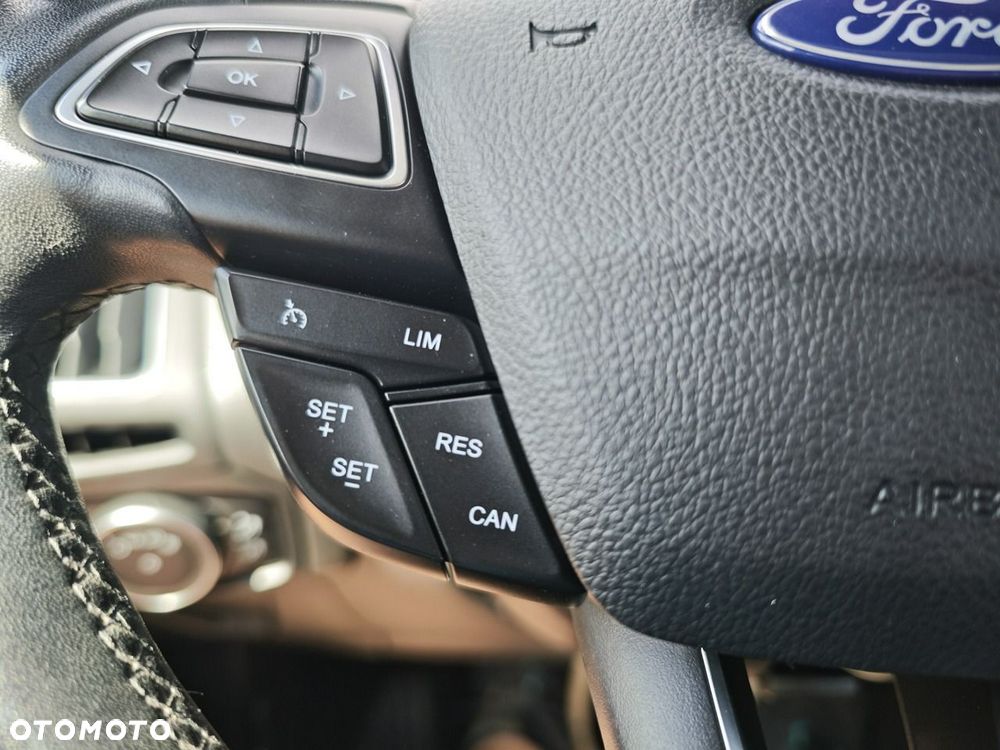 Ford Focus - 17