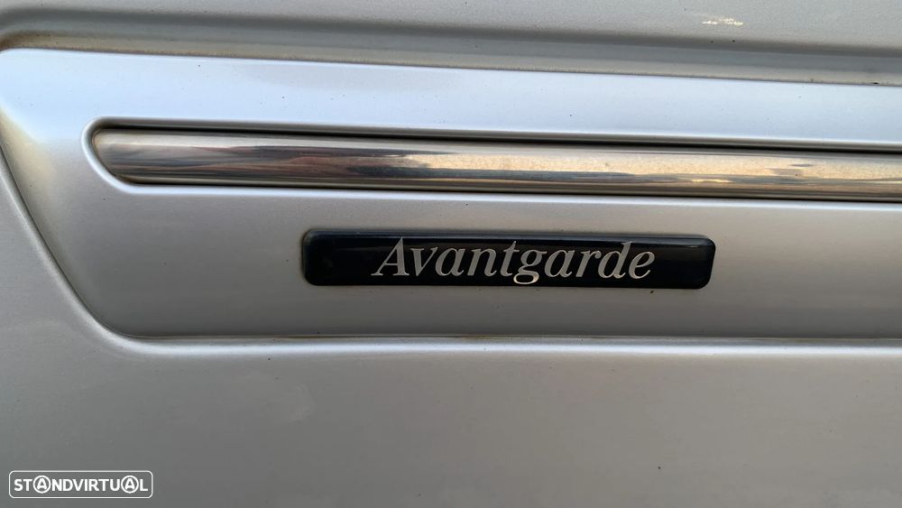 Mercedes-Benz E 220 CDI Avantgarde - 12