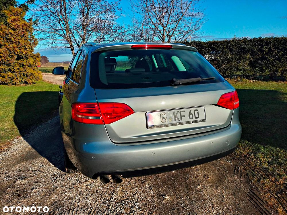 Audi A4 Avant - 31