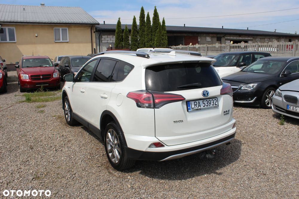 Toyota RAV4 - 3