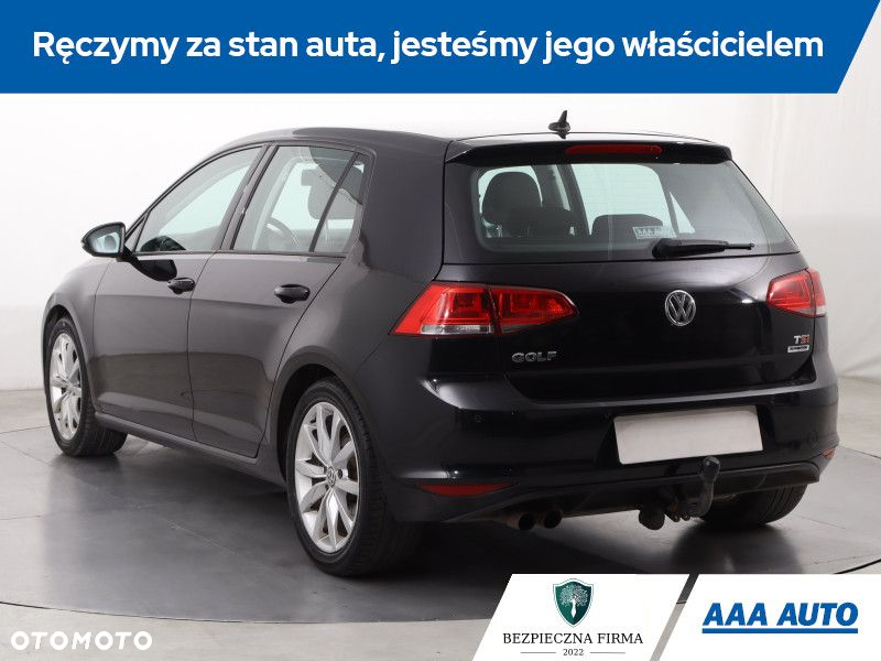 Volkswagen Golf - 5