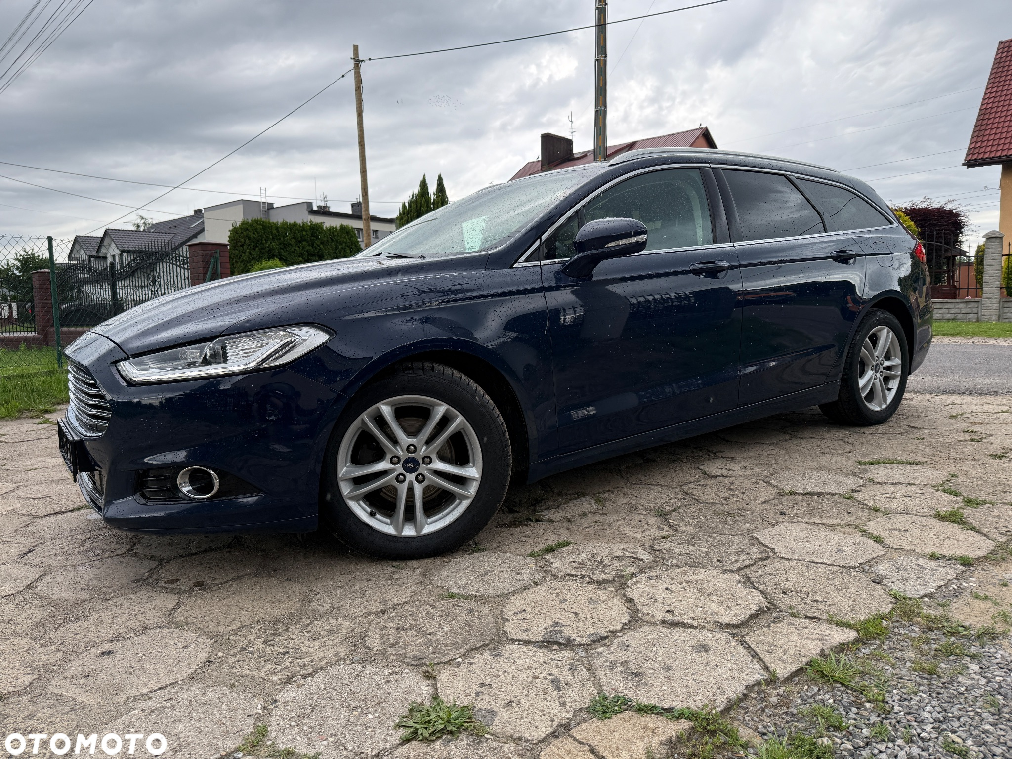 Ford Mondeo Turnier 2.0 TDCi Bi-Turbo PowerShift-Aut Titanium - 2