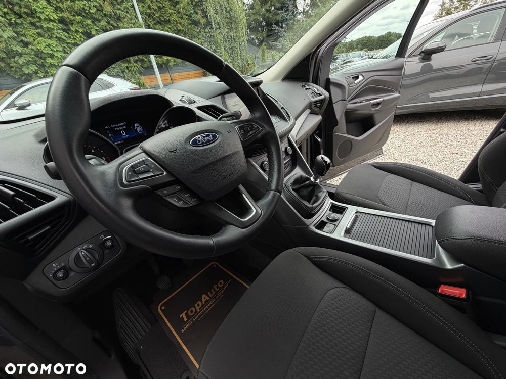 Ford Kuga 1.5 TDCi 2x4 Titanium - 19