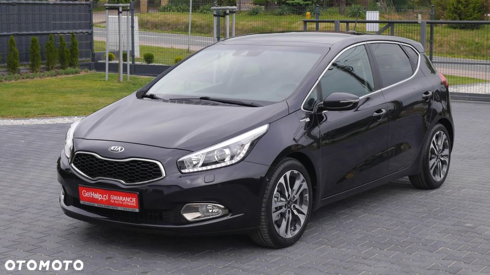Kia Ceed 1.6 GDI ISG Platinum Edition - 10