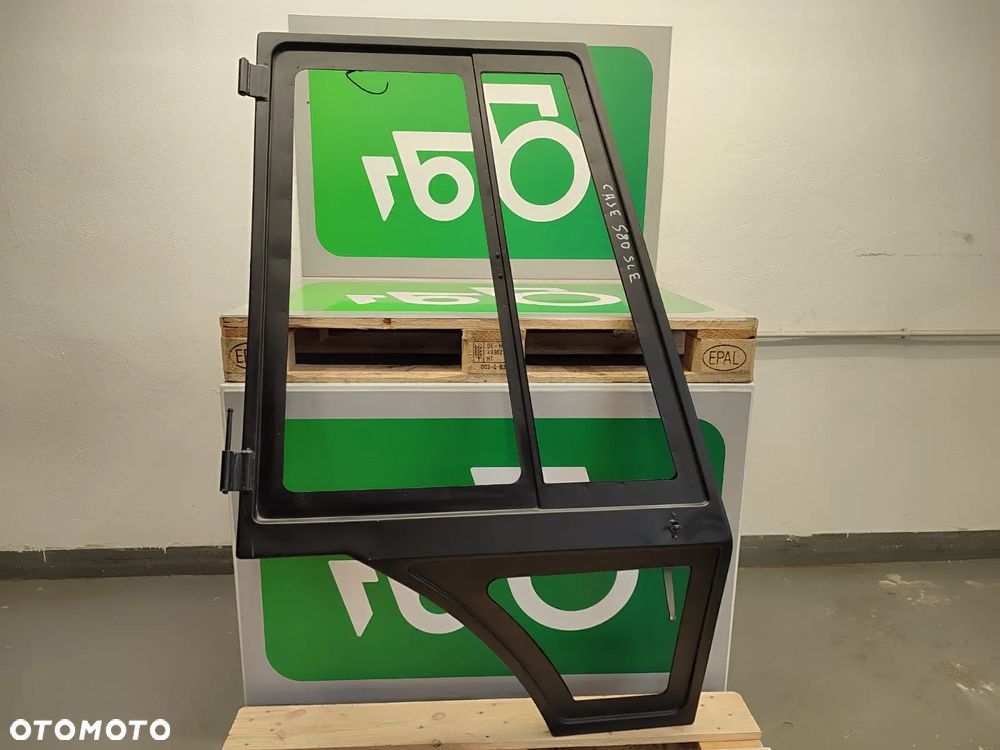 Drzwi Case 580 SLE - 1