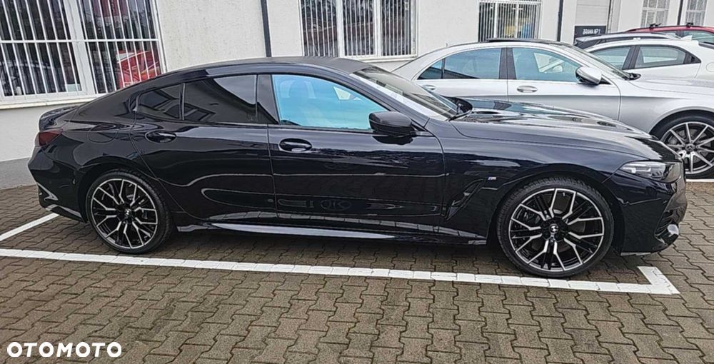 BMW Seria 8 - 3