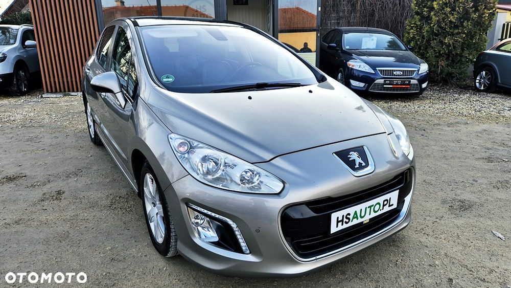 Peugeot 308 1.6 Premium Plus - 5