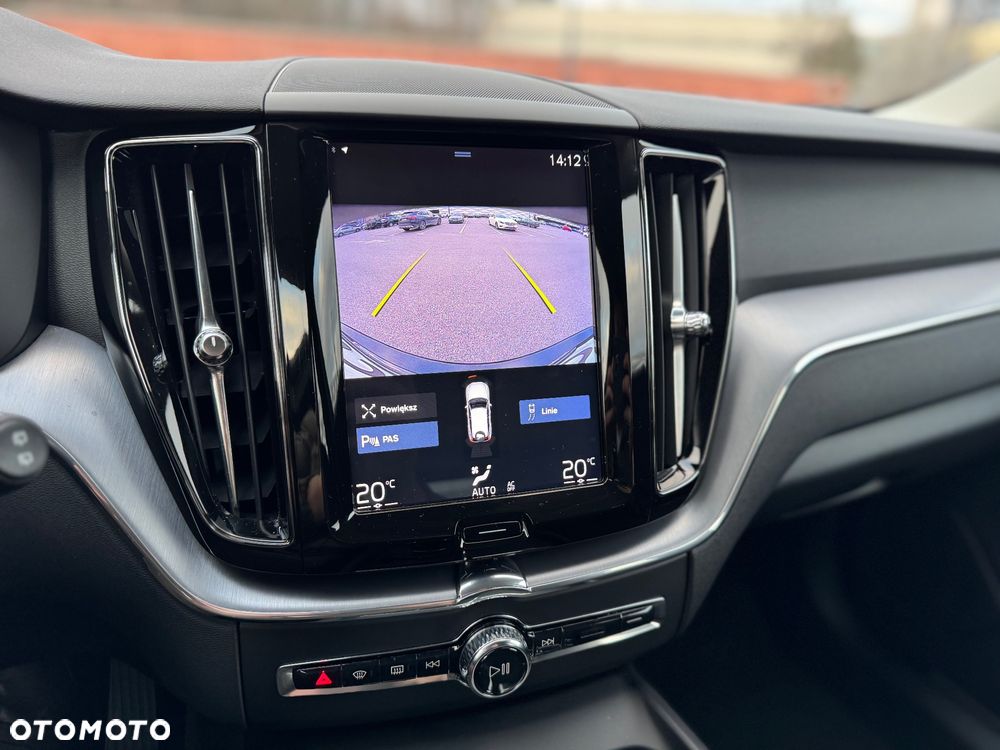 Volvo XC 60 T5 AWD Momentum Pro - 30