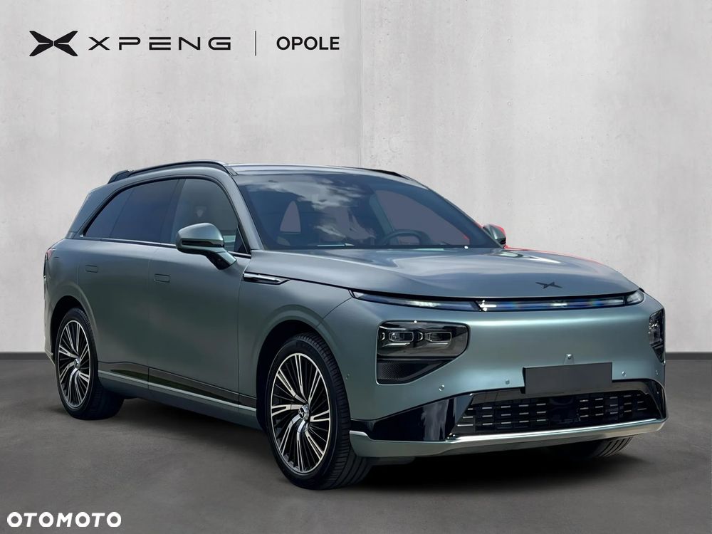 XPeng G9 - 8
