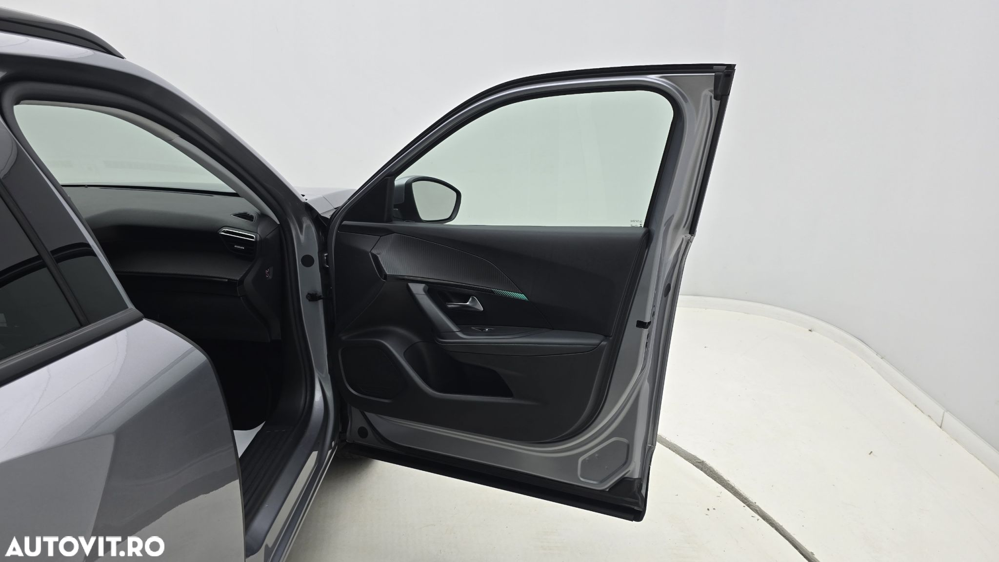 Peugeot 2008 1.5 BlueHDI STT EAT8 Allure - 18