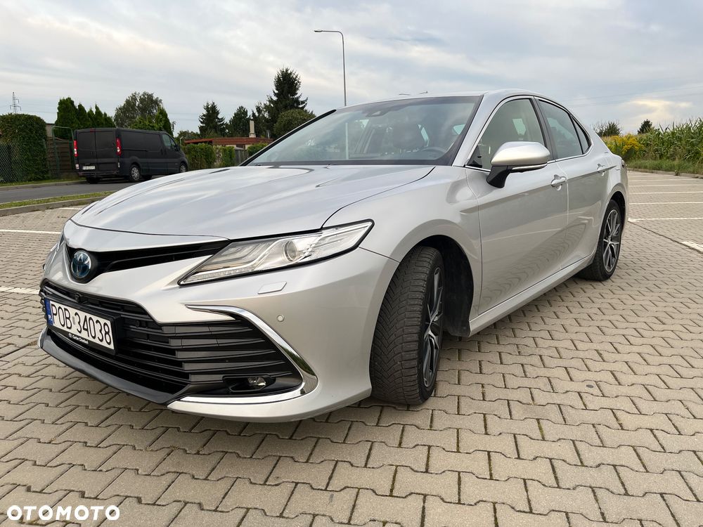 Toyota Camry 2.5 Hybrid Executive CVT - 3