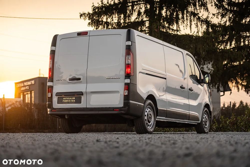 Renault TRAFIC - 12