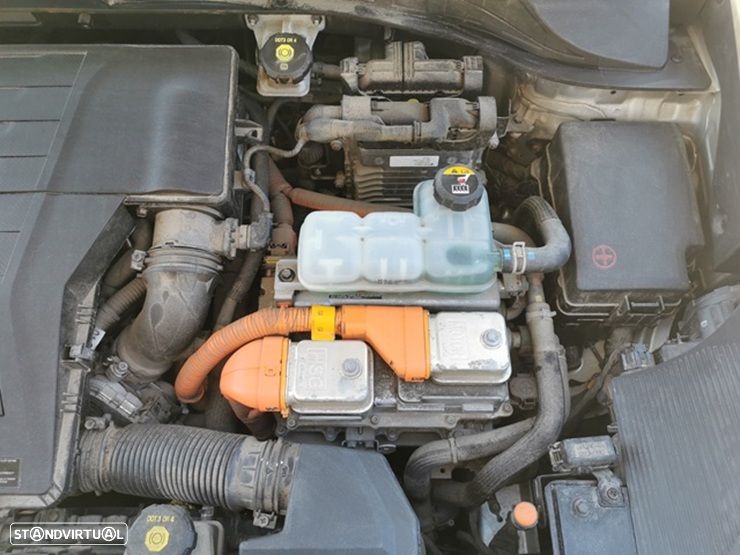 Kia Niro 1.6 GDi PHEV - 28