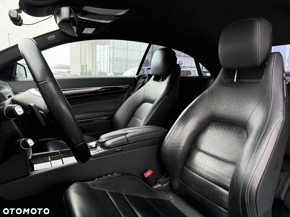 Mercedes-Benz Klasa E 220 CDI 7G-TRONIC - 28