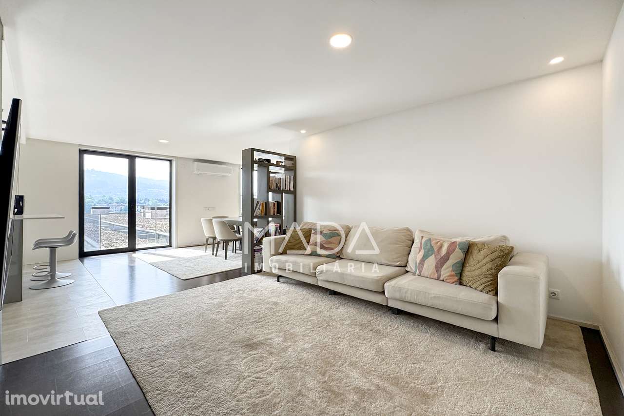 Apart. de luxo T3 (último piso) c/vistas p/Castelo de Guimarães - Grande imagem: 3/32