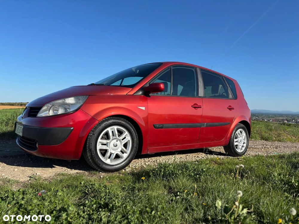 Renault Scenic 1.9 dCi FAP Avantage - 2