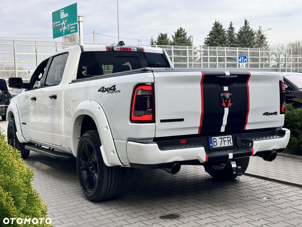 RAM 1500 - 8