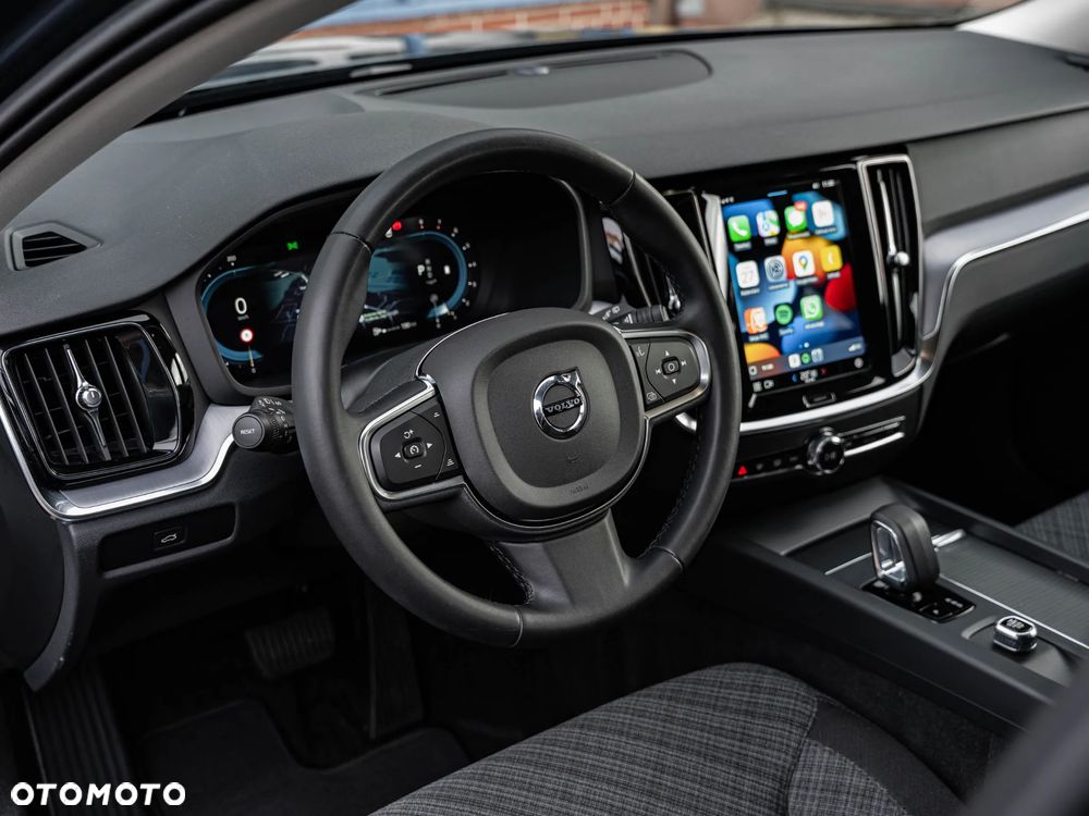 Volvo V60 B3 B Essential - 17