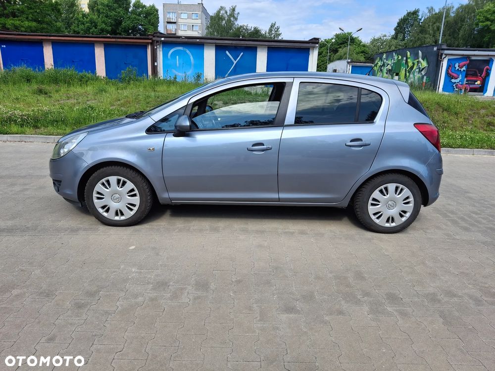Opel Corsa 1.2 16V Cosmo - 26