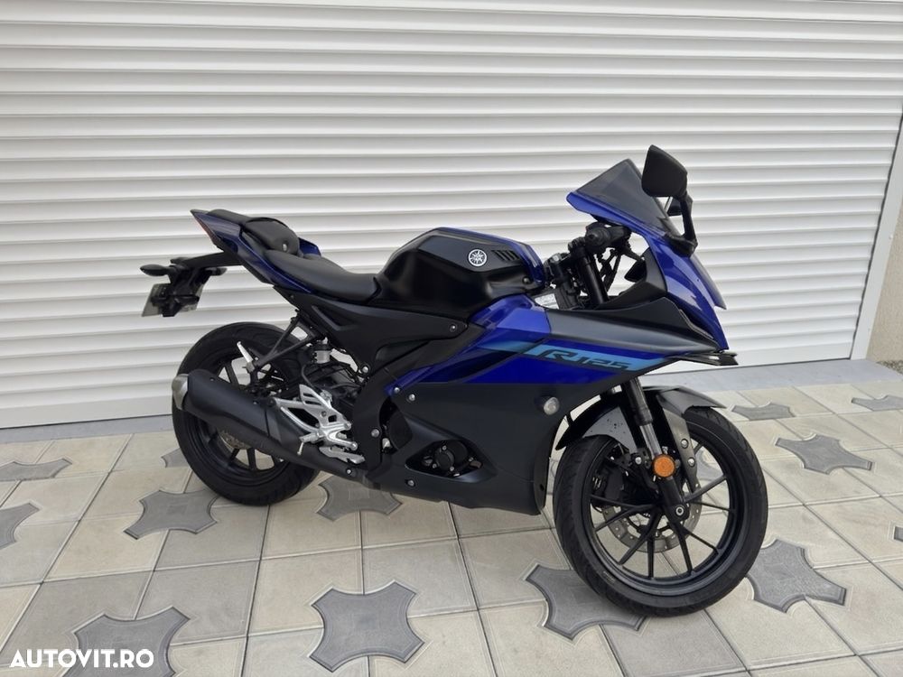 Yamaha YZF-R 125 - 5