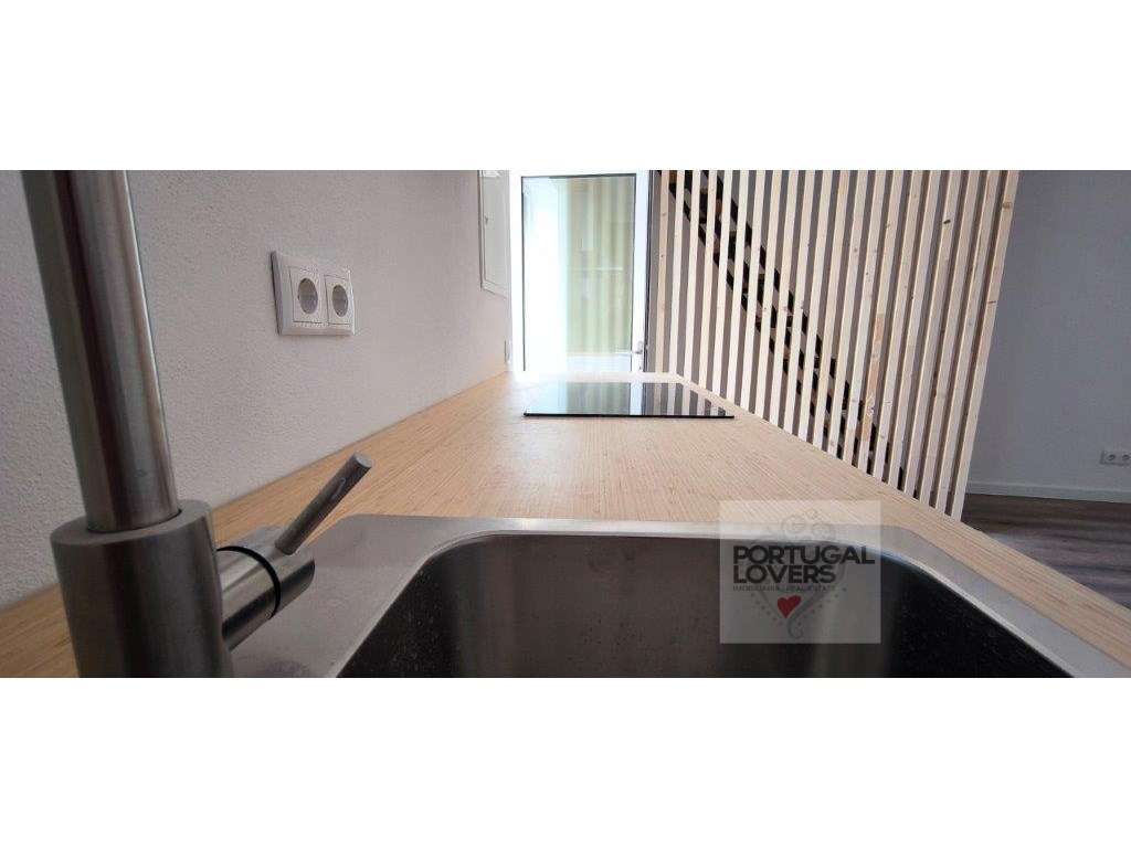 Moradia T1 em banda remodelada em Vila do Bispo - Grande imagem: 4/13
