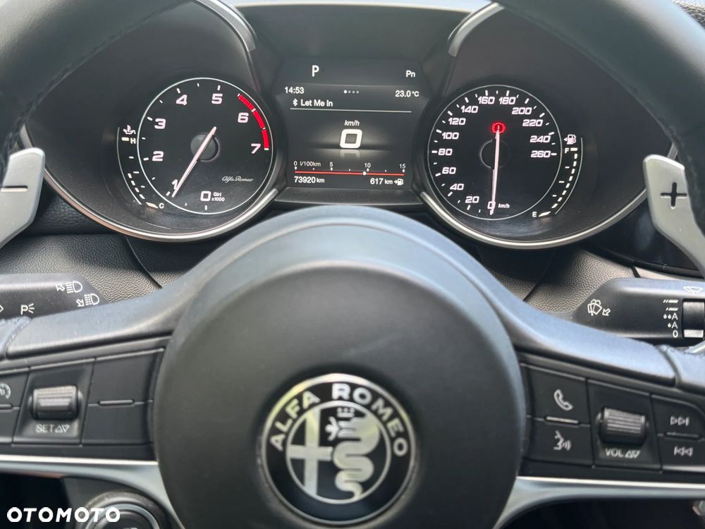 Alfa Romeo Giulia 2.0 Turbo Super - 25