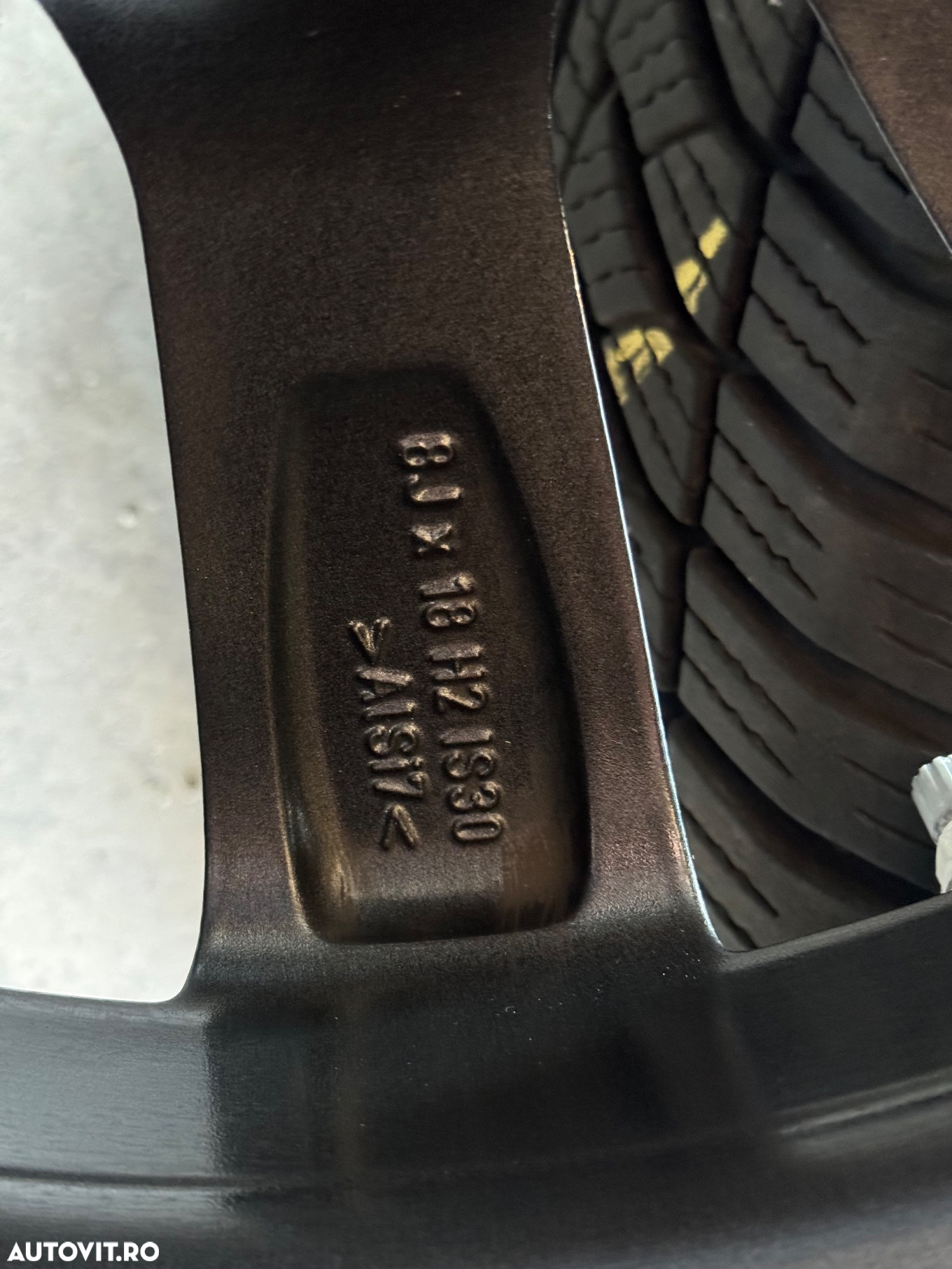Vând jante originale BMW G30 seria 5 pe 18” cu anvelope de iarnă - 13