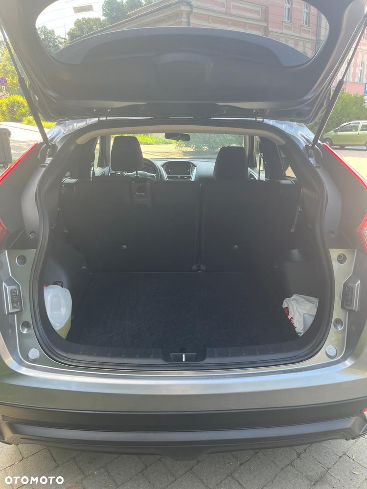 Mitsubishi Eclipse Cross - 14