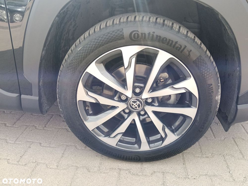 Toyota Corolla Cross - 10
