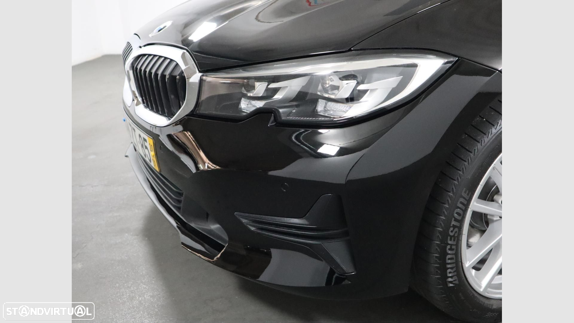 BMW 318 d Touring Advantage - 21