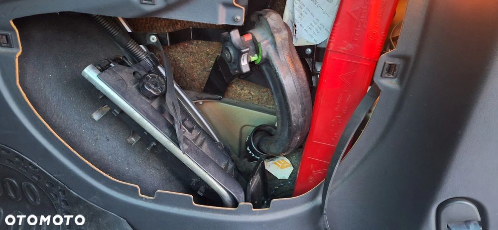 Volkswagen Sharan 2.0 TDI Comfortline - 9