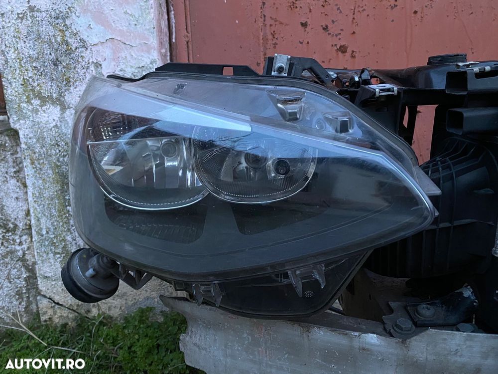 Far faruri stanga dreapta bmw seria 1 f20 2013 - 2