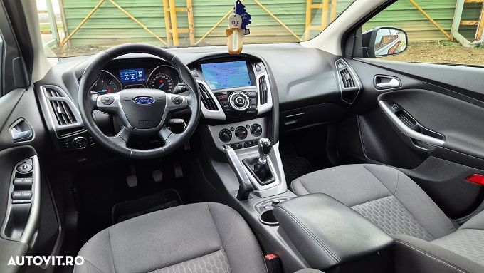 Ford Focus 1.6 TDCI DPF Trend - 4