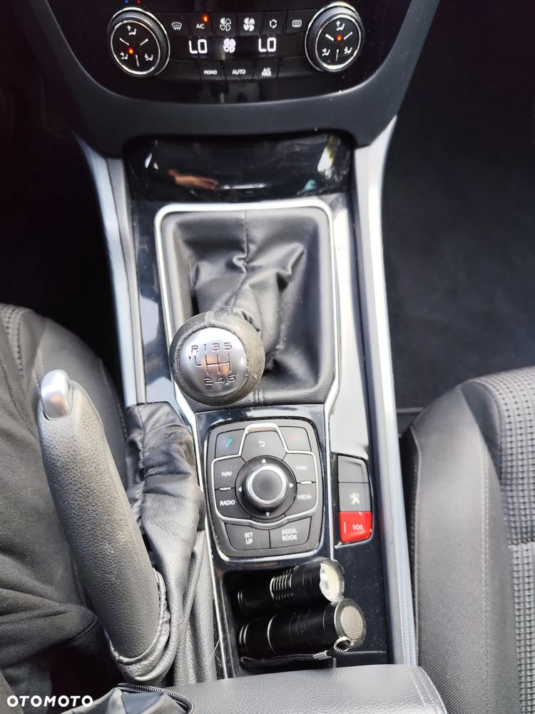 Peugeot 508 1.6 T Active - 28